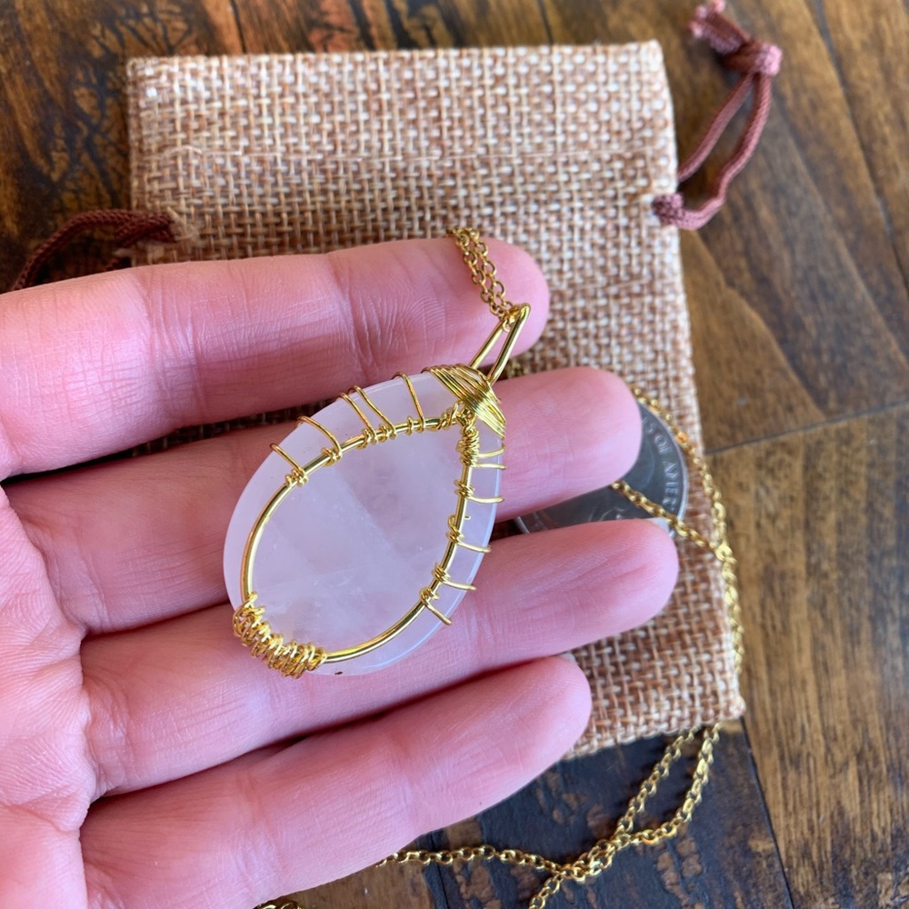Brand New Wire-Wrapped Rose Quartz Drop Pendant with Gold plated Chain - Picture 2 of 2